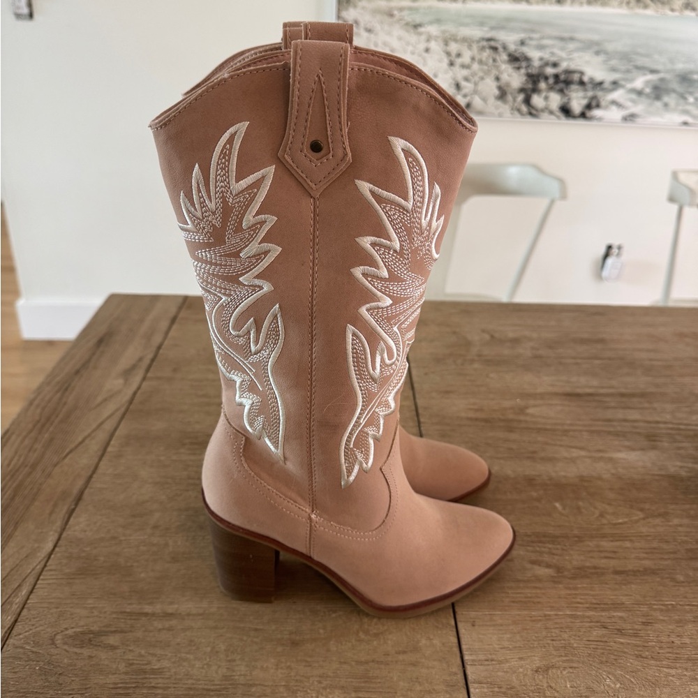 Altar’d State Boots - Picture 3 of 6
